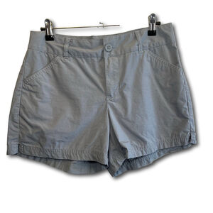 Columbia Women’s Shorts Size 6 / 4 L Gray Hiking Casual